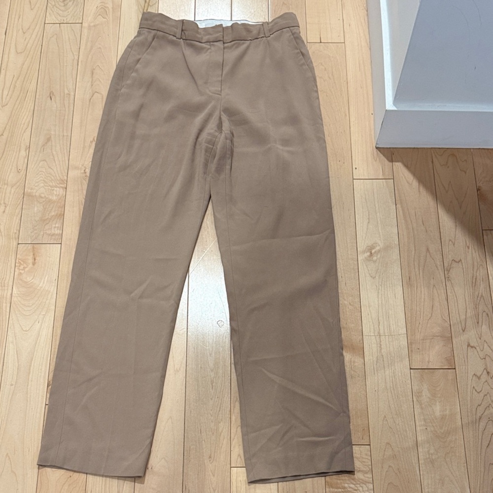 Babaton size 6 Tan trouser Pants